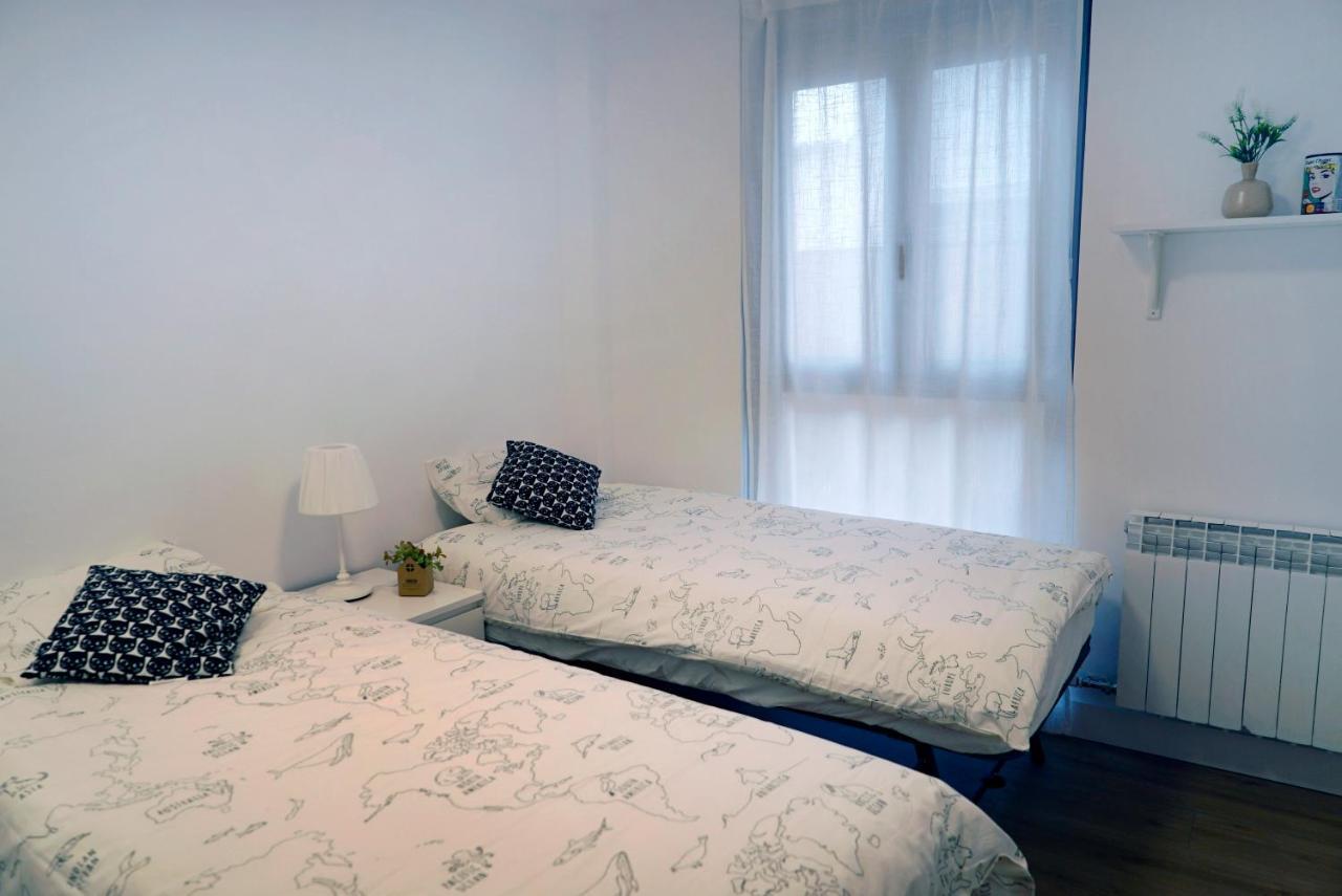Apartamentos Riojaland En Lardero Con Garaje Exterior foto